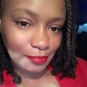 Meet your Posher, Earlisha